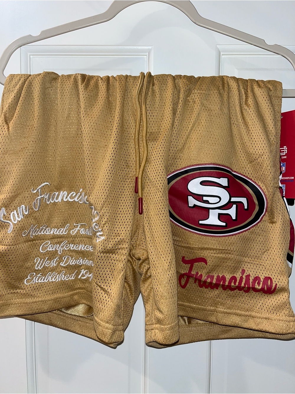 NWT San Francisco 49ers Gold Mesh Shorts